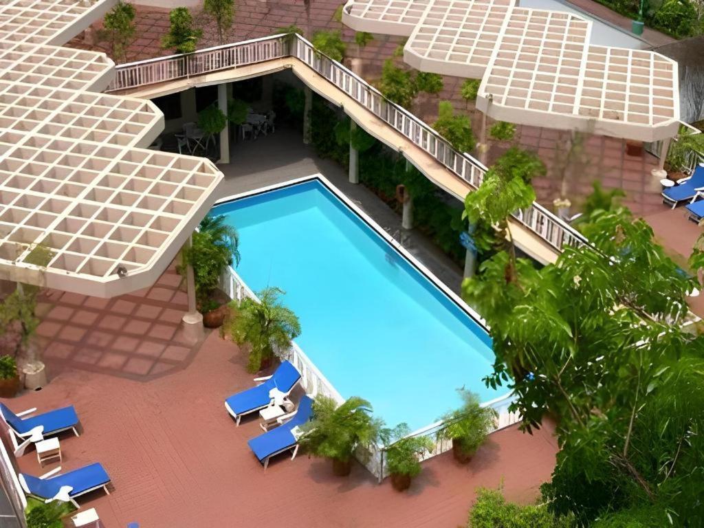 Hotel Ruposhi Bangla Dhaka Buitenkant foto