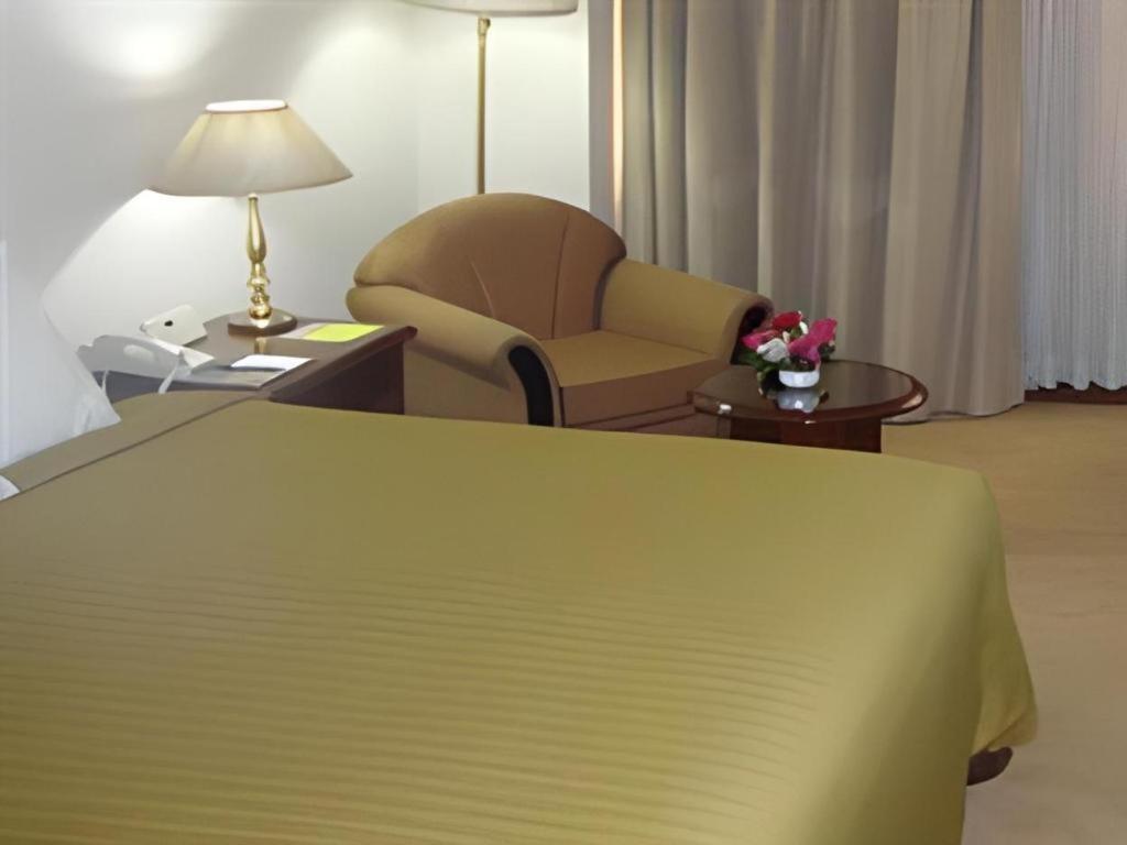 Hotel Ruposhi Bangla Dhaka Buitenkant foto